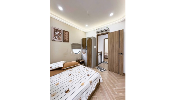Bán Nhà Thích Quảng Đức 3 Tầng 3 PN, Nhà Mới Ở Ngay Nhỉnh 4 Tỉ